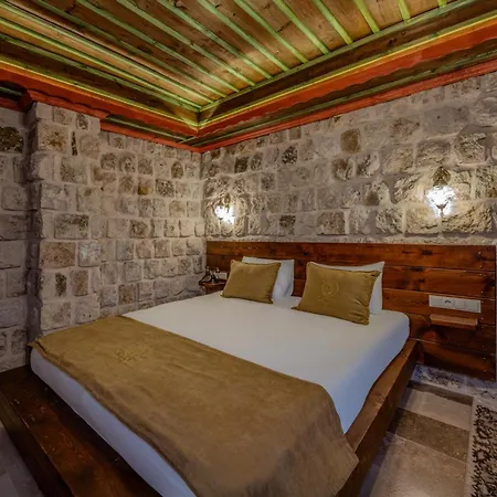 Latona Stone Palace Göreme