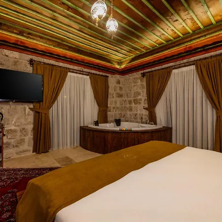 Latona Stone Palace Hotell Göreme
