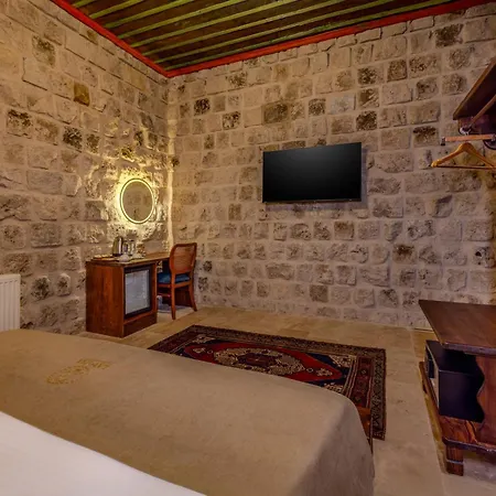 Latona Stone Palace Hotel