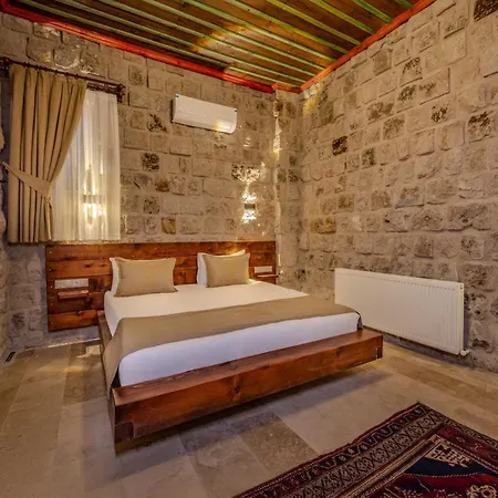 Latona Stone Palace * Göreme