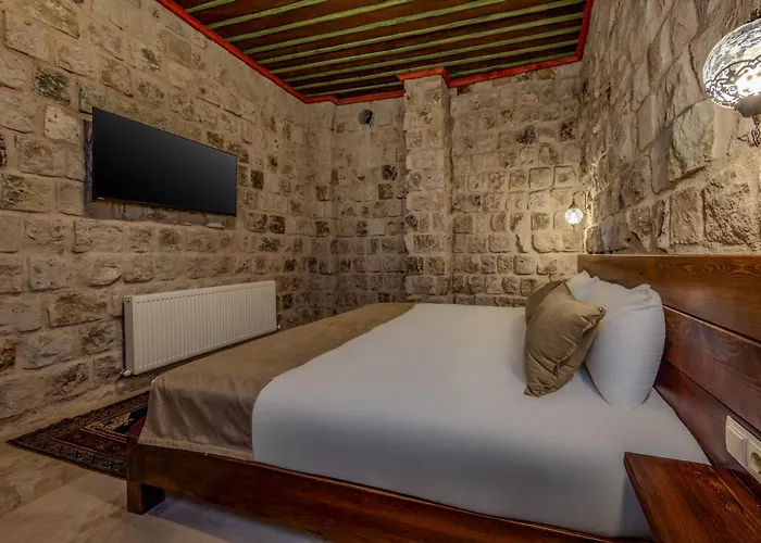 Hotell Latona Stone Palace