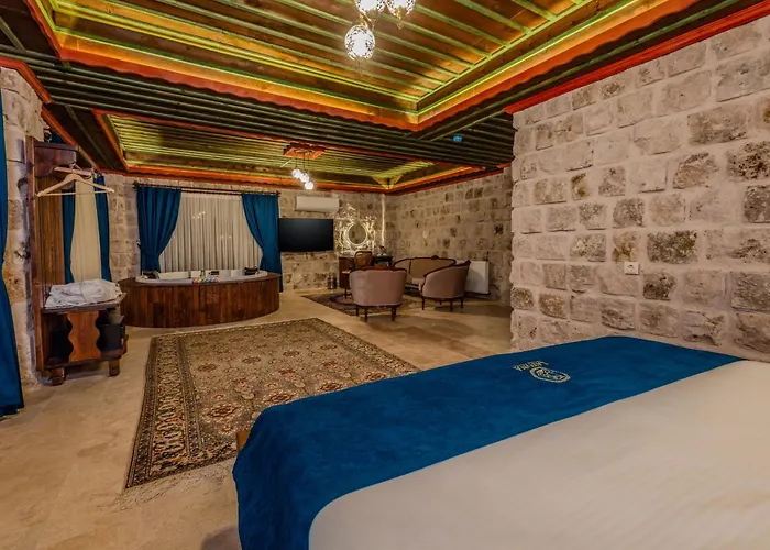 Latona Stone Palace Hotell Göreme