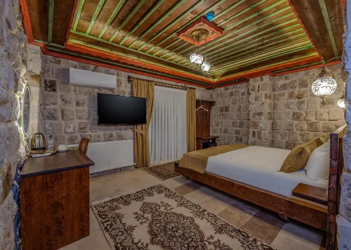 Latona Stone Palace Hotell Göreme