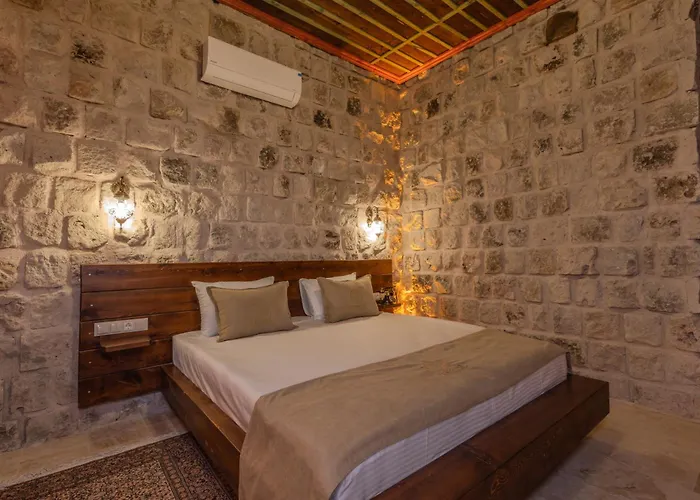 Hotell Latona Stone Palace Göreme