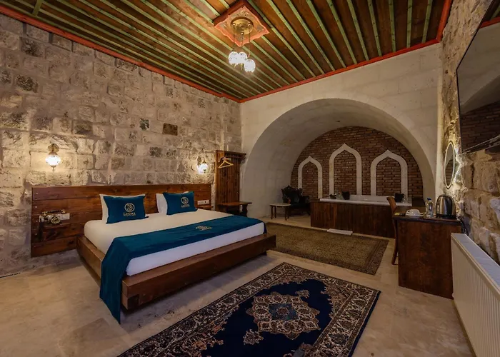 Latona Stone Palace * Göreme